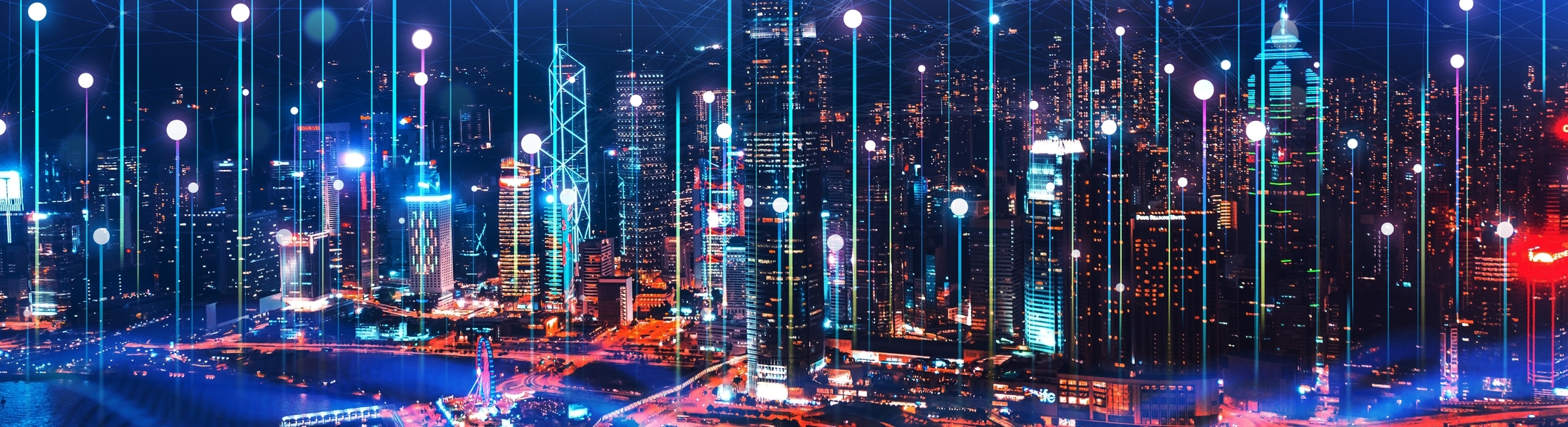Futuristische Skyline auf blauem Hintergrund