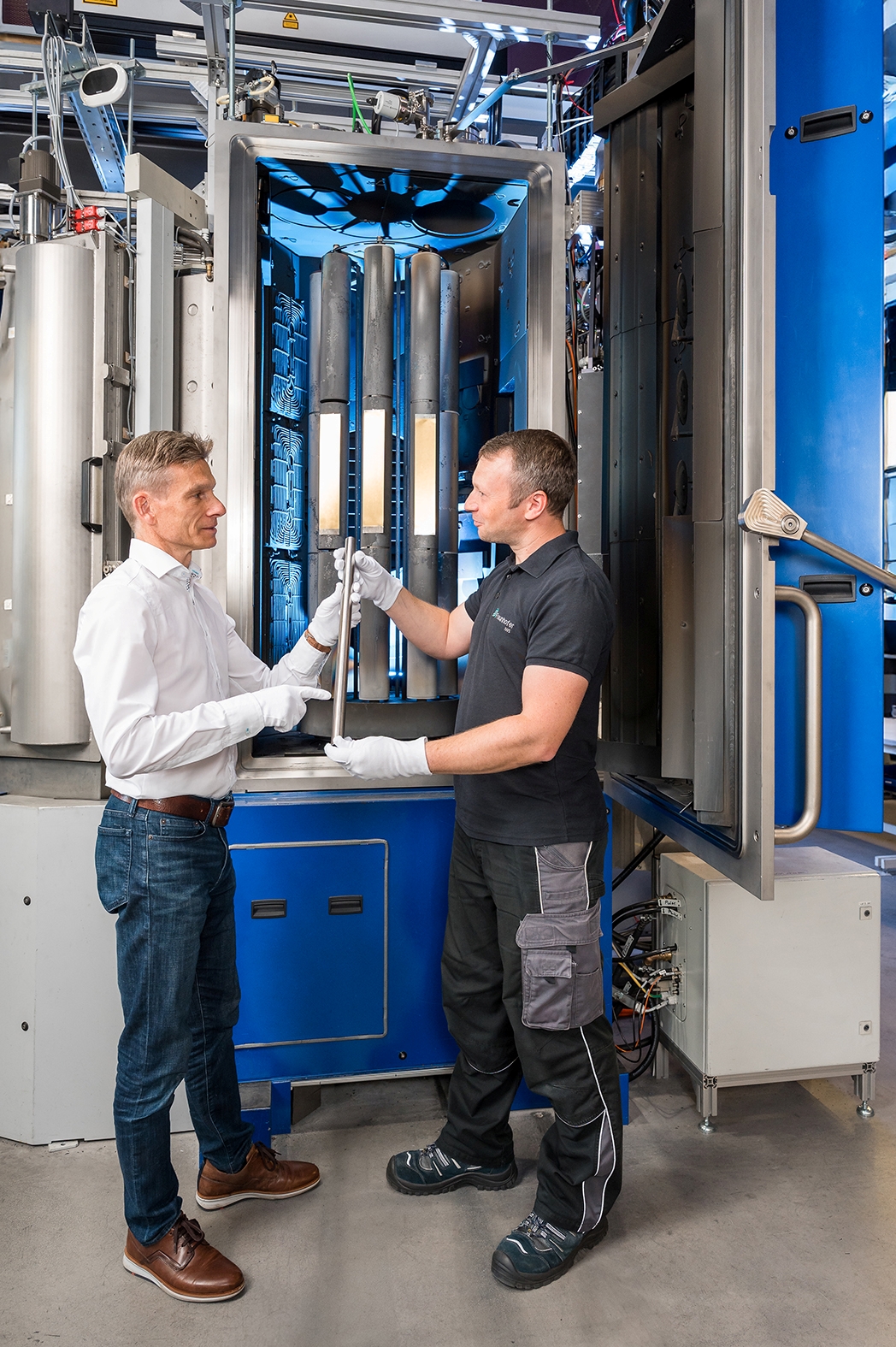 Im Fokus der Untersuchung von "TritiumStopp" stehen metallische Komponenten, z. B. Leitungen, bei denen durch Barrierschichten die Diffusion von Tritium verhindert werden soll.