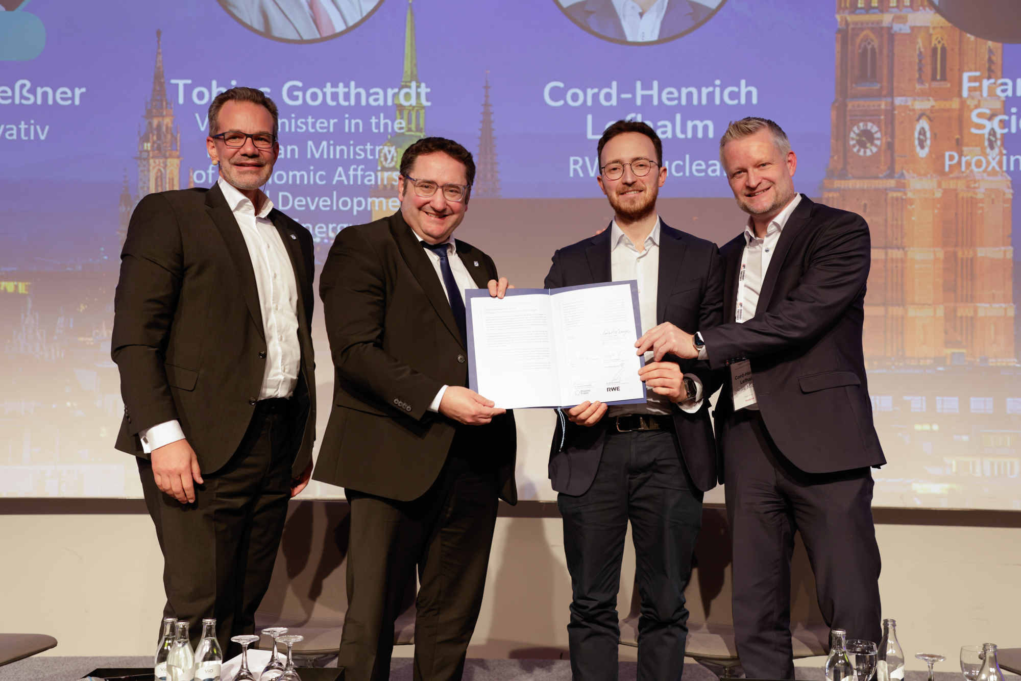 Teilnehmende der Veranstaltung FusionX