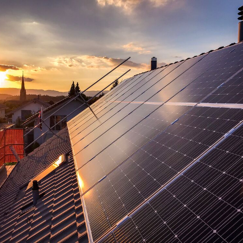 PV Anlage auf einem Dach