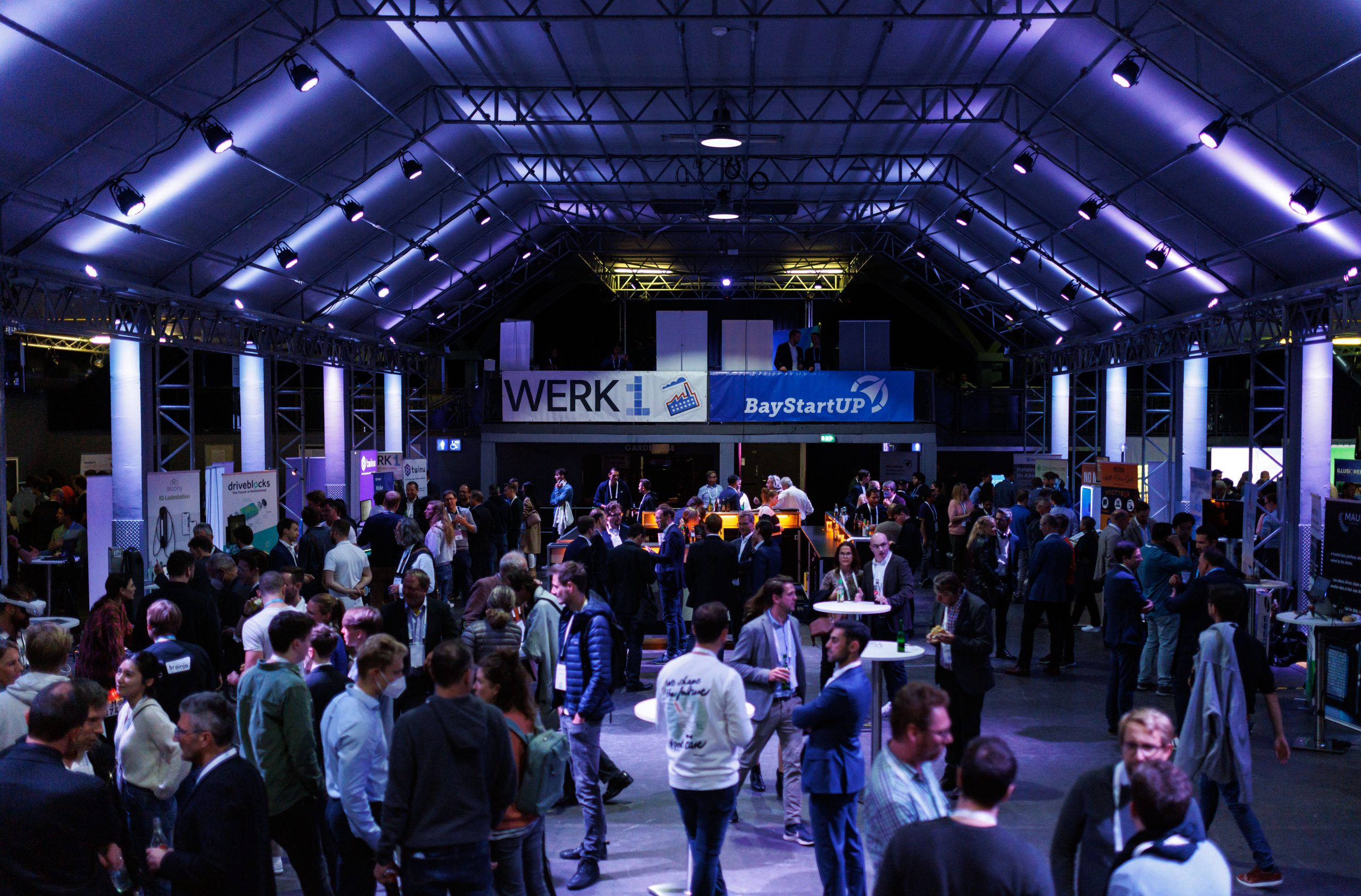 Ein Bild von den Besuchern der Veranstaltung Energie Start-up Bayern 2022