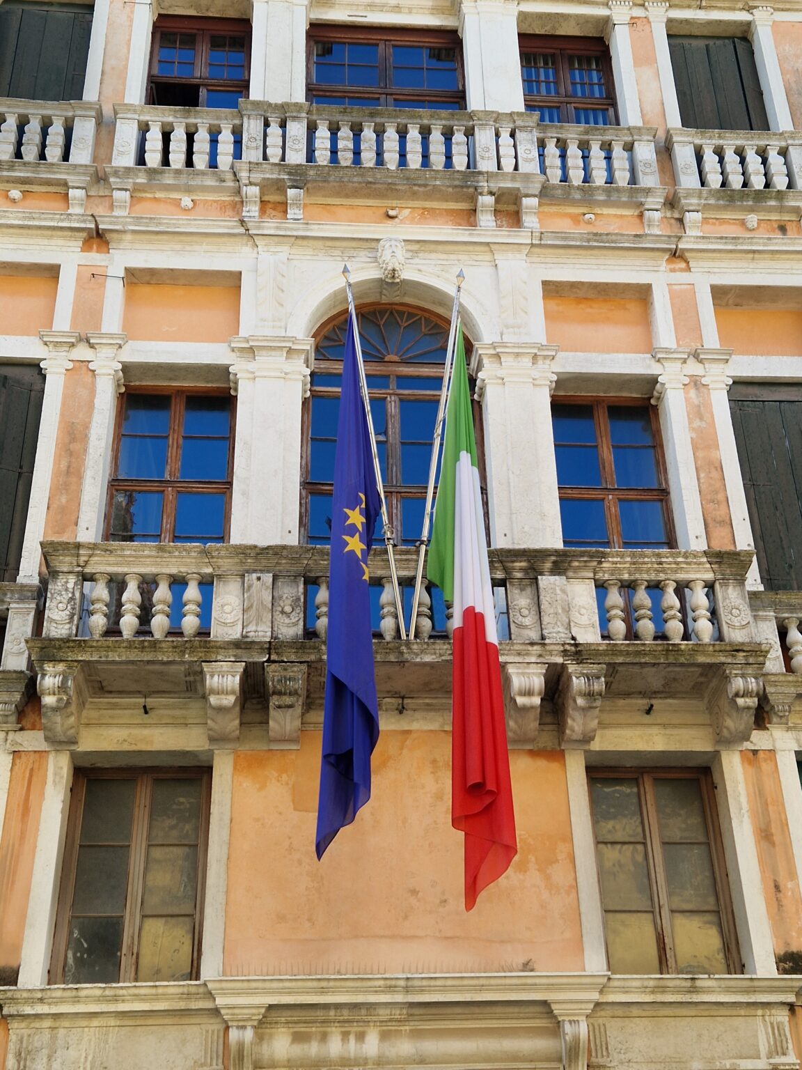 Italienische Flagge in Venedig
