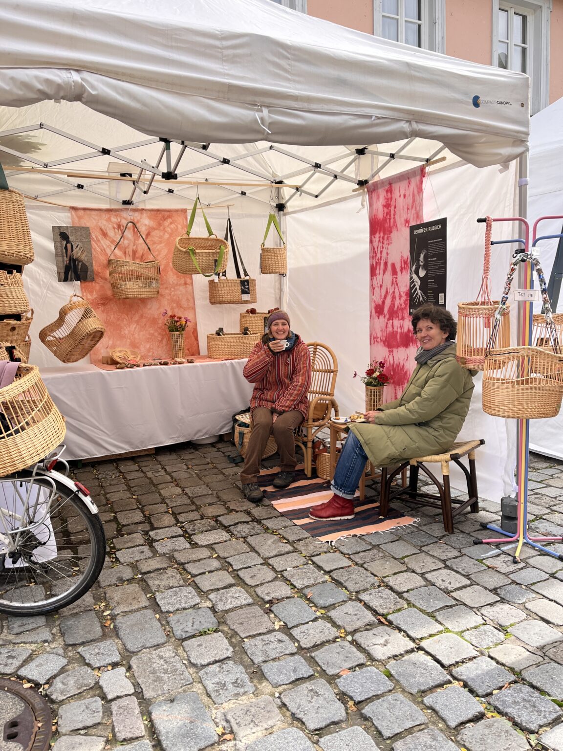 Stand bei der Kunsthandwerksmeile in Erlangen