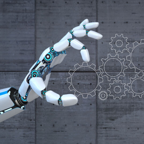 Roboterhand mit flachen Zahnrädern vor einem grauen Betonhintergrund