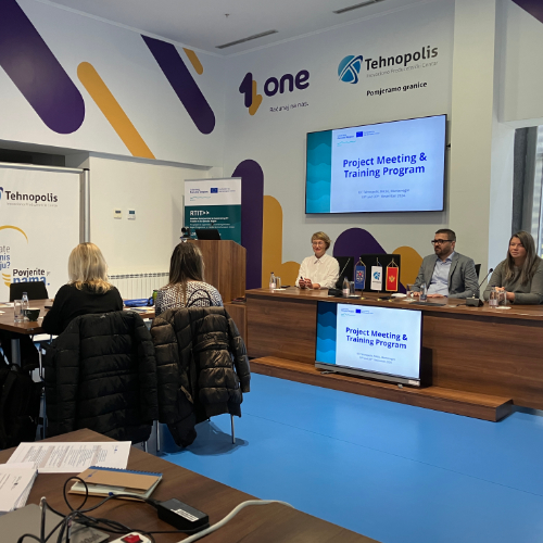 Gastgeber IPC Tehnopolis heißt die Projektpartner herzlich willkommen