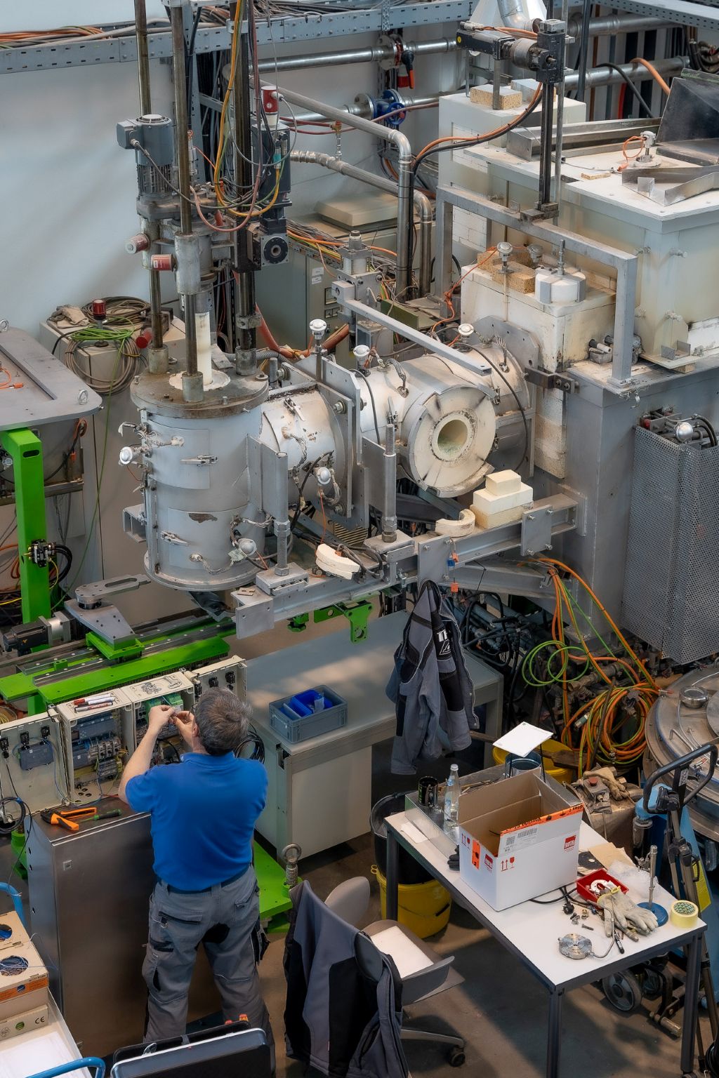Große industrielle Anlage von TAZ Spiegelau für Glas und Prozesse 