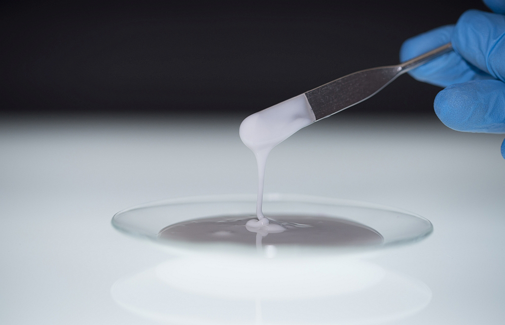 Glaslot-Paste zum gasdichten Fügen