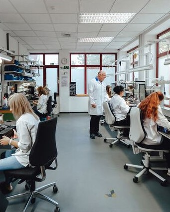 Borman Arbeitsumfeld