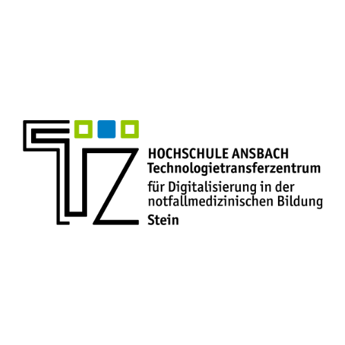 Schwarz-weiße Linienzeichnung mit den Buchstaben 'TTZ' und drei kleinen farbigen Quadraten darüber sowie dem Text 'HOCHSCHULE ANSBACH Technologietransferzentrum für Digitalisierung in der notfallmedizinischen Bildung Stein'
