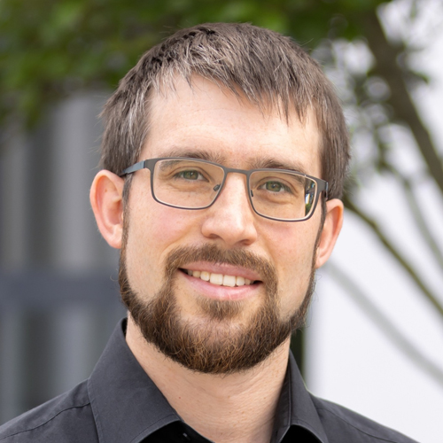 Porträt von Dr. Tobias Helling