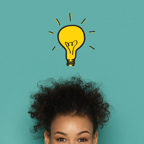 eine junge Frau, über der eine gelbe Glühbirne gemalt ist