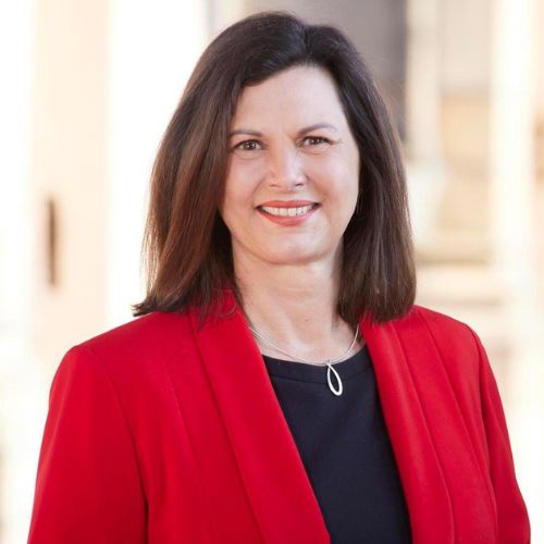 Profilbild von bayerischer Landtagspräsidentin Ilse Aigner