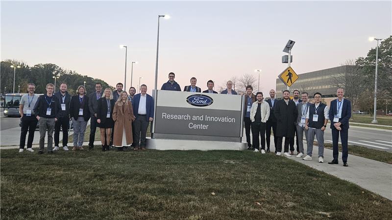 Gruppenbild der Teilnehmenden der Automotive Mission nach Detroit im Oktober 2025