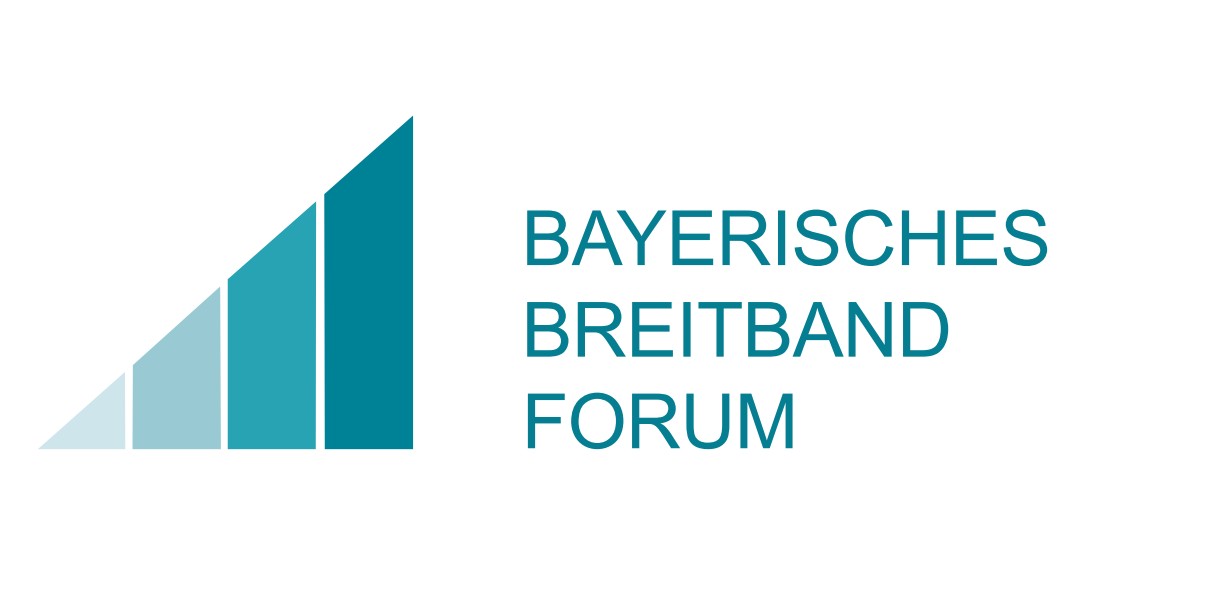 Logo des Bayerischen Breitbandforums mit einem Dreieck in 4 Farben links und dem Schriftzug rechts.
