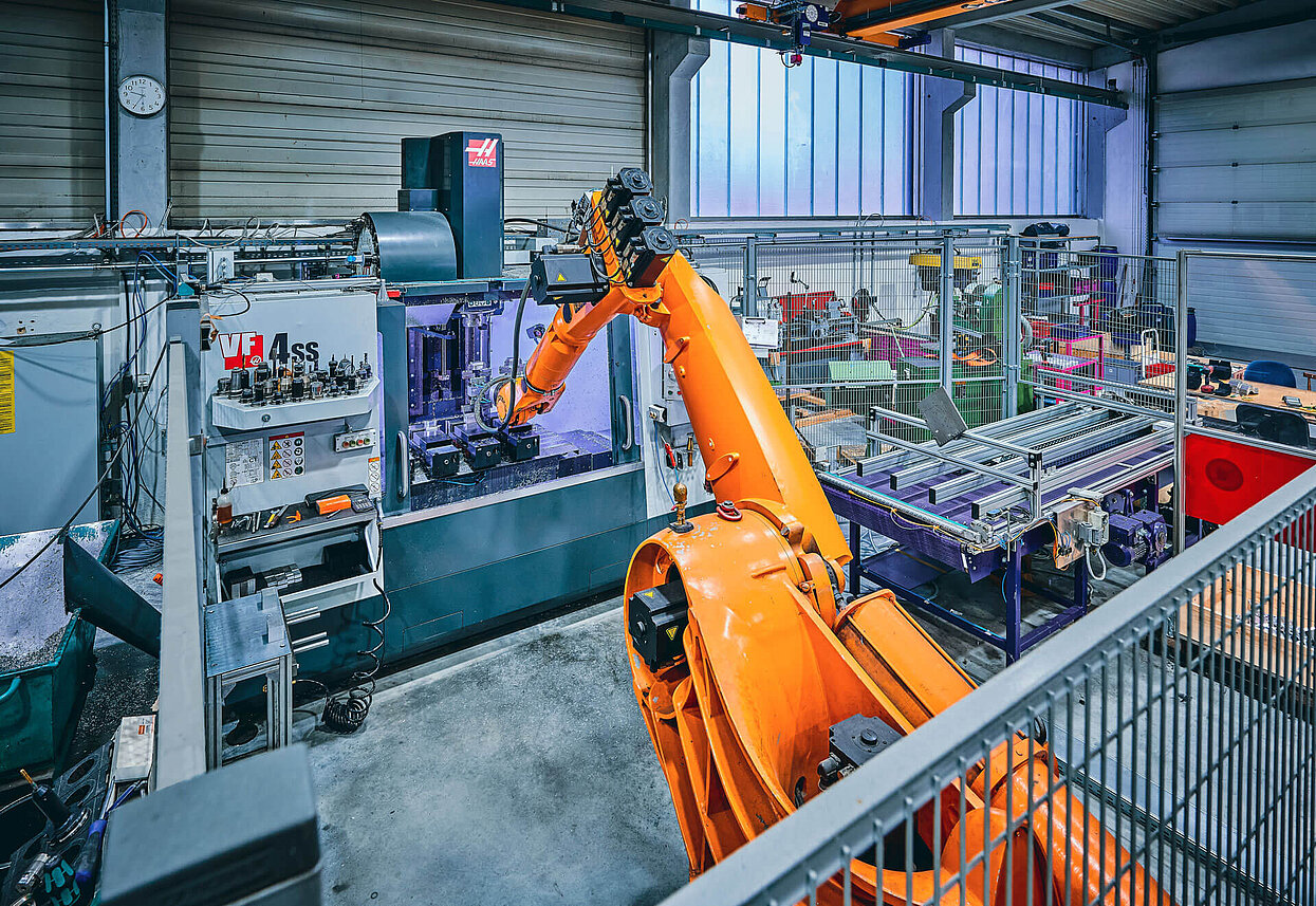 Automatisierte Beladung einer Fräsmaschine