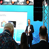 Prof. Knopp giving his presentation