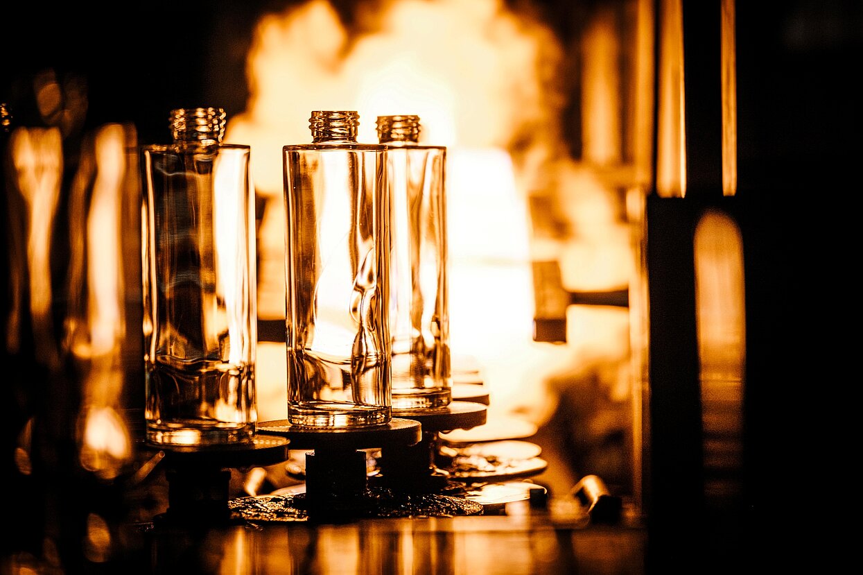 Glasflaschen ohne Deckel