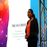 Einman Mohyeldin on the stage