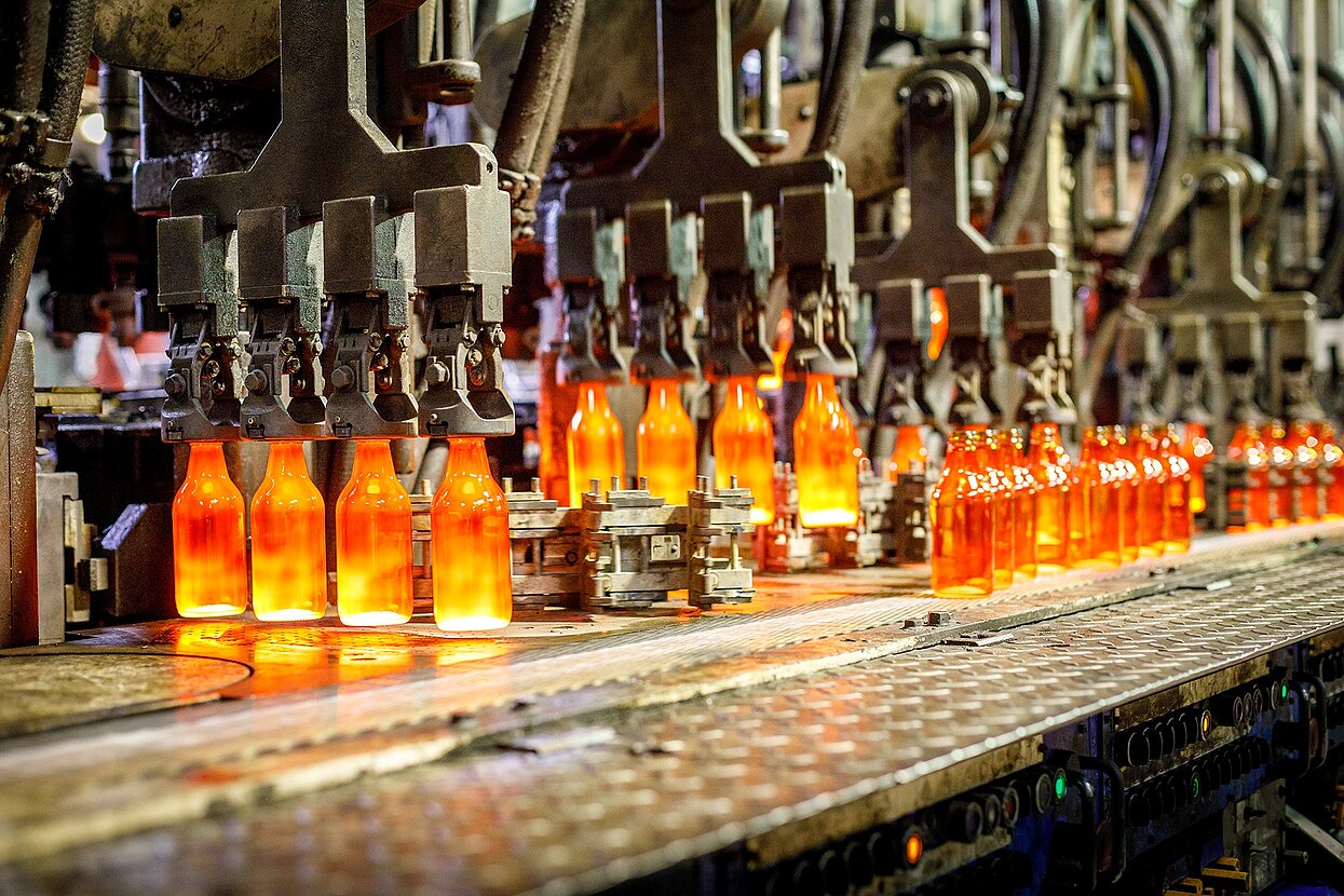 Wiegand Glas Flaschenproduktion HE