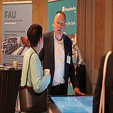 Gespräch beim Bayerischen Batteriekongress 2025.