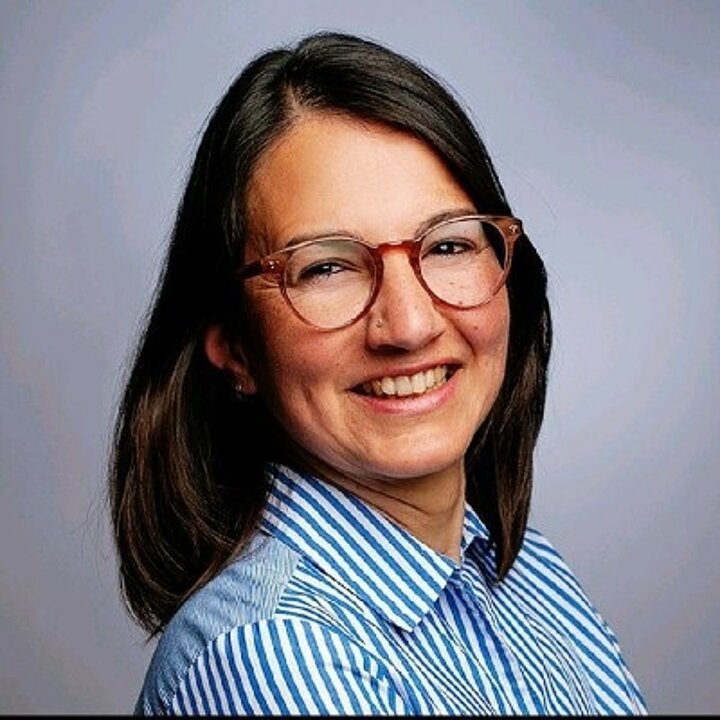 N R Mahida Nivedita Mahida-Königsdörfer: Bayern Innovativ