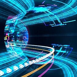 Digitale Infrastruktur mit visualisierten Datenpaketen und Netzwerkstrukturen