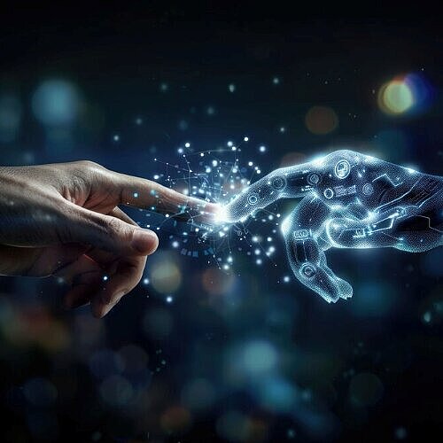 Eine menschliche Hand und eine digitale Hand berühren sich, wobei Lichtpartikel und Energieeffekte die Verbindung betonen – Symbol für technologische Förderung und Innovation.