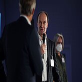 Mr. Merz with Ms. Parsons and Prof. Kellerer closing the Thinknet 6G Summit