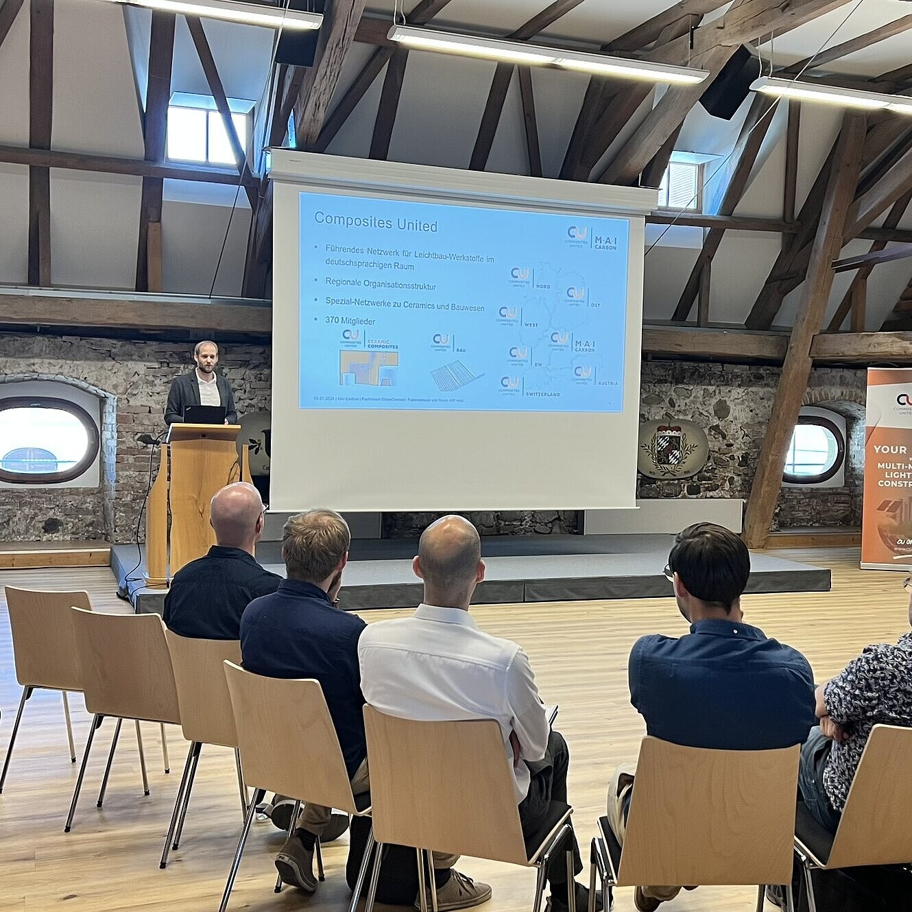 Teilnehmer des Fachforums CrossConnect