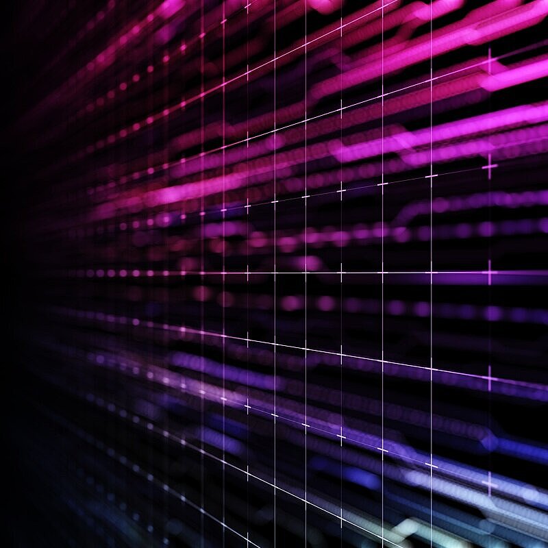 Abstrakte digitale Netzwerkvisualisierung mit leuchtenden Formen, Datenstrukturen und Anklängen an virtuelle und erweiterte Realität.