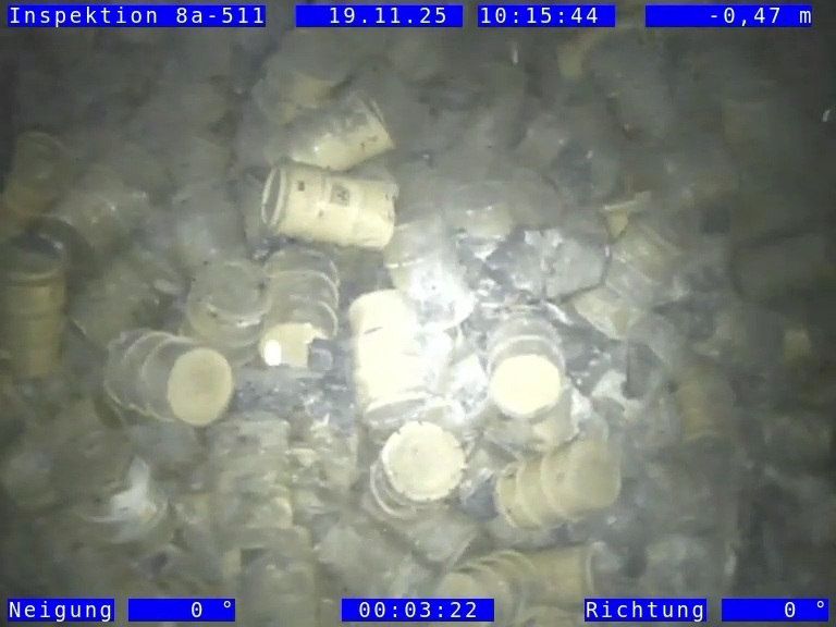 Videoaufnahme von mittelradioaktiven Abfällen in der Asse
