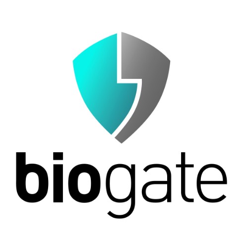 Schildlogo in Türkis und Grau über dem Schriftzug 'biogate' in schwarzer Schrift